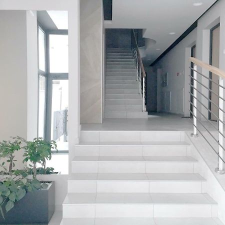 New Central Light Apartment With Private Parking Novi Sad Ngoại thất bức ảnh