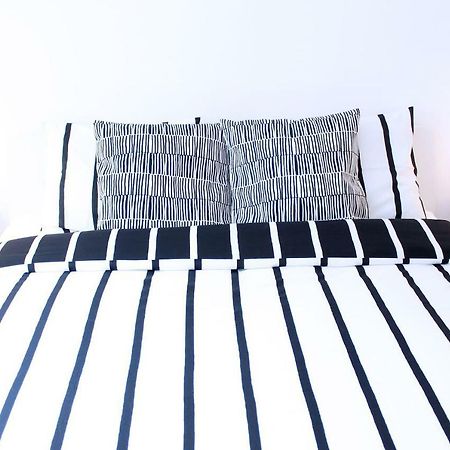 New Central Light Apartment With Private Parking Novi Sad Ngoại thất bức ảnh